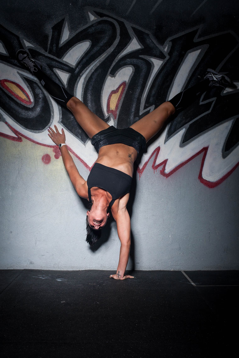 Philadelphia-Photographer-CrossFit-Athlete-Handstand